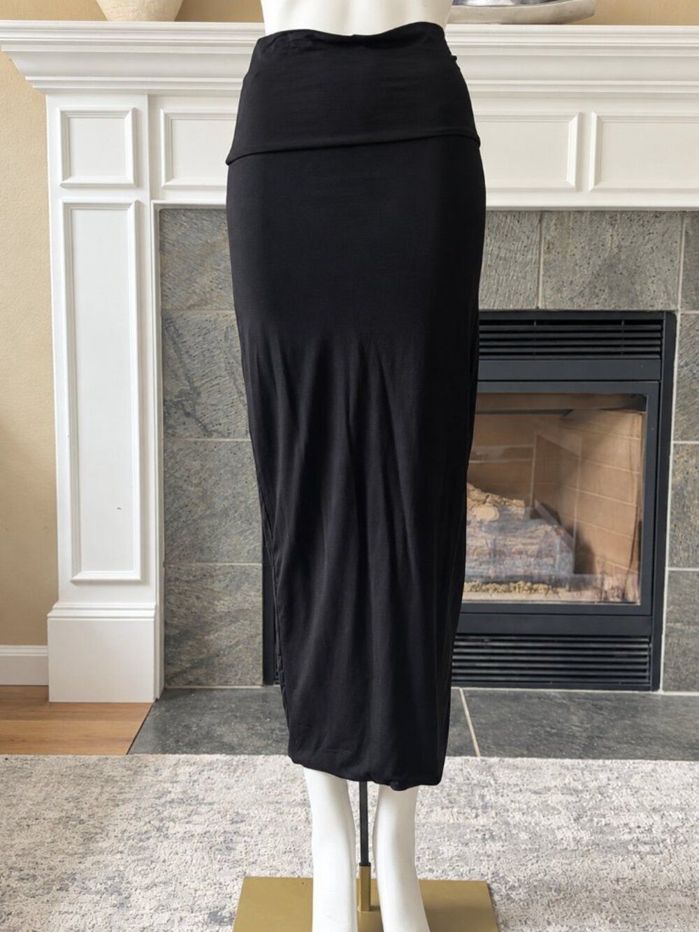 Aleeza Paris Butter Skirt Black Maxi Skirt Midi Dress Size Small Stretch New
